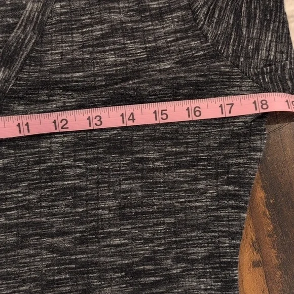 Lulus Jony heathered ribbed button up  midi Dres Medium,,3/4 bell sleeves NWT - Picture 8 of 11